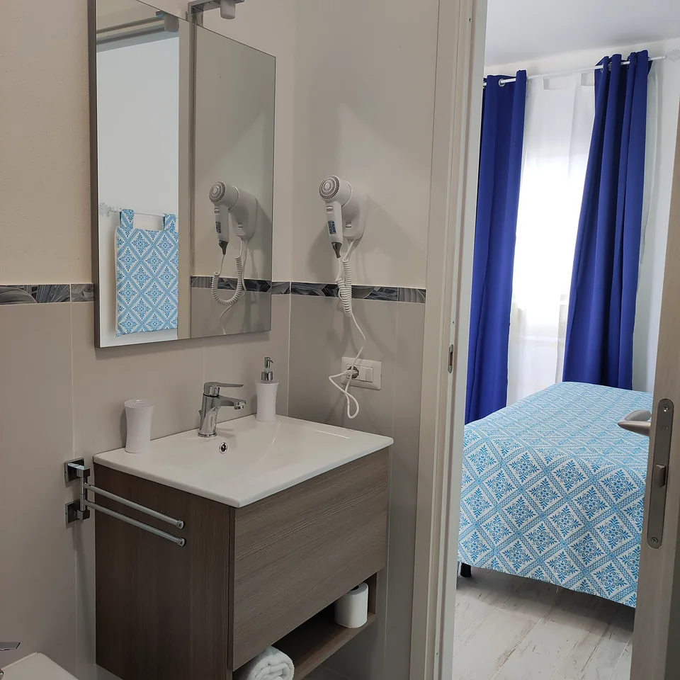 Camera con bagno privato